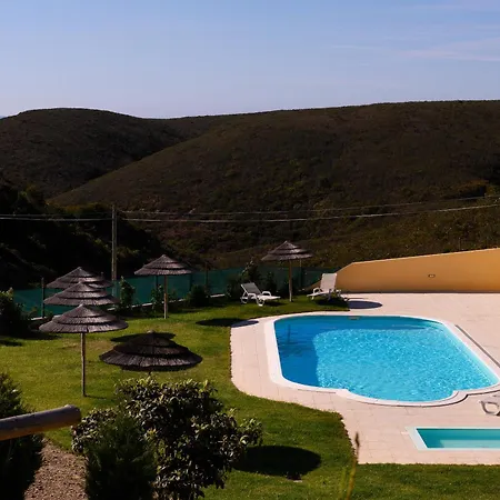 Falésias Da Arrifana * Praia da Arrifana