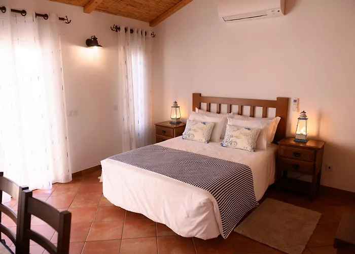 Bauernhof Falesias Da Arrifana Arrifana Strand